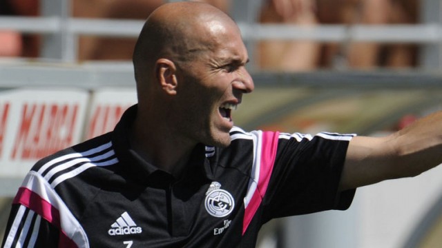 Zidane bị cấm chỉ đạo 3 tháng vì huấn luyện ‘chui’