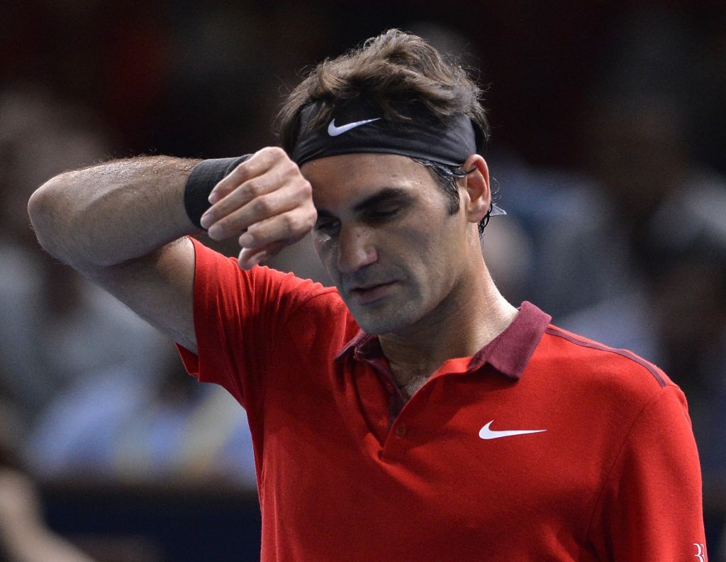 VÒNG 2 PARIS MASTERS: Federer là “Vua sân cứng” trong nhà