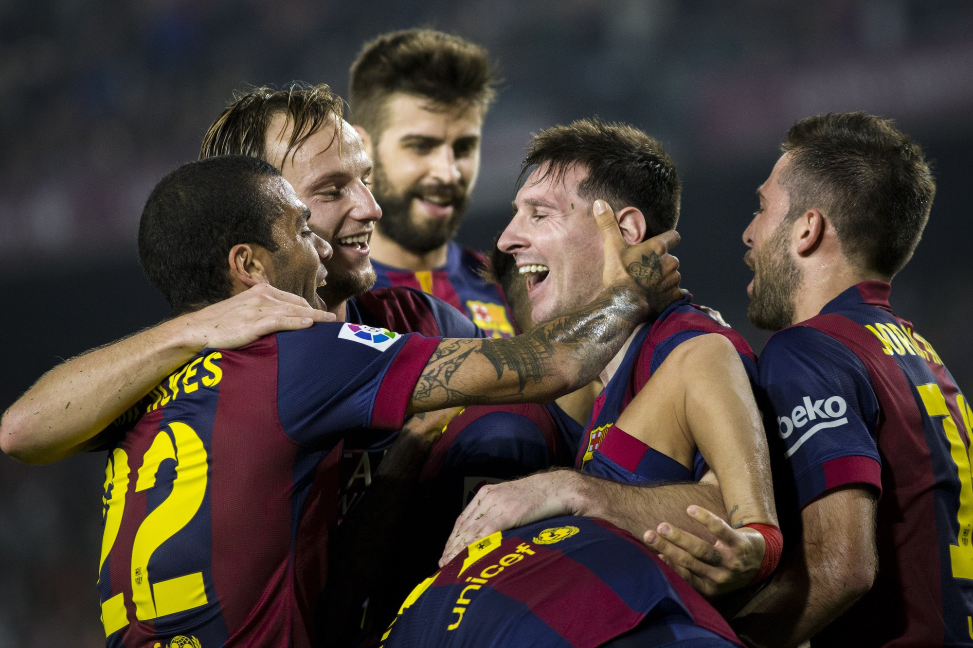 Barcelona: “Khổng lồ” càng xấu, càng kinh!