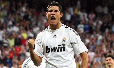 Bàn thắng đầu tiên của CR7 vào lưới Juventus