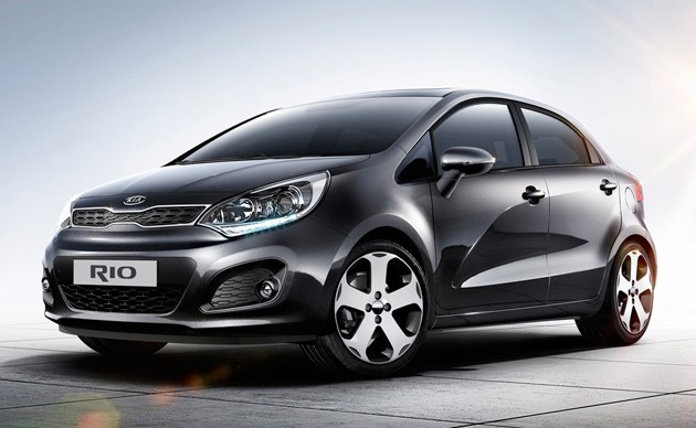 Có 600 triệu đồng thì mua xe sedan nào