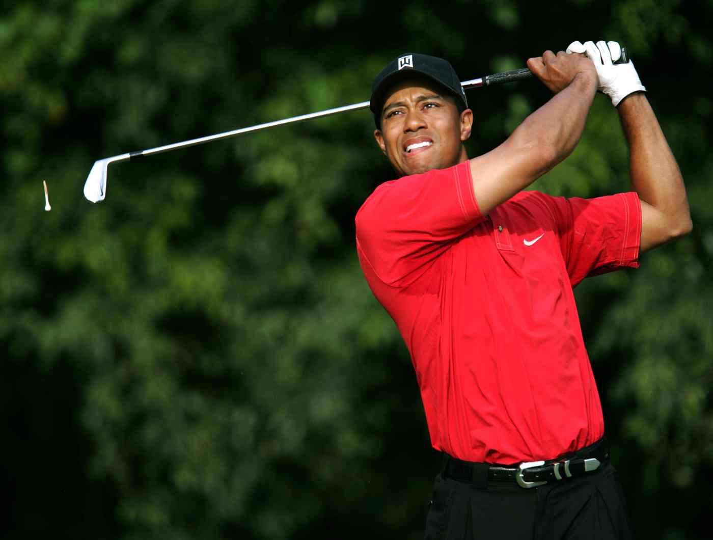 Tiger Woods trở lại sau cuộc tình tan vỡ