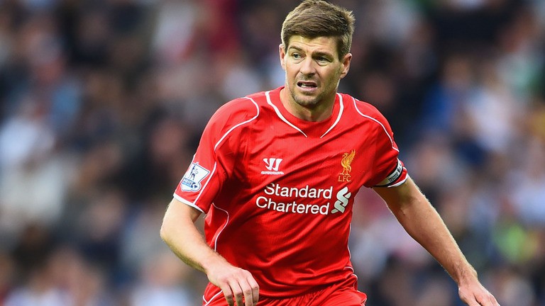 Steven Gerrard đánh đầu gỡ hòa cho Liverpool