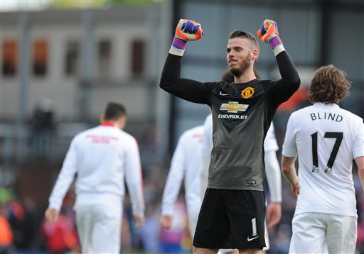 5 pha cản phá tốt nhất vòng 36 Premier League