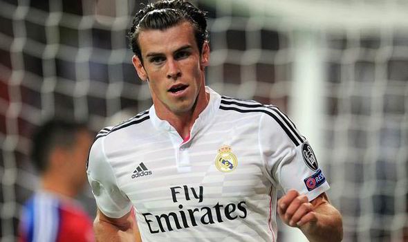 GARETH BALE: “Đồng đội… chơi bời nhom nhem”!