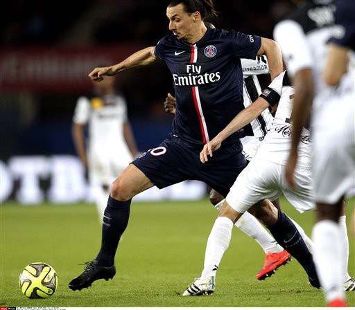 Ibrahimovic khai hỏa danh sách 5 bàn thắng đẹp nhất vòng 36 Ligue 1
