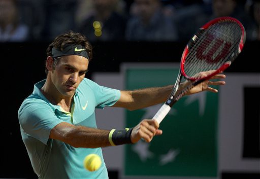 Roger Federer 2-0 Pablo Cuevas: Không hề dễ dàng