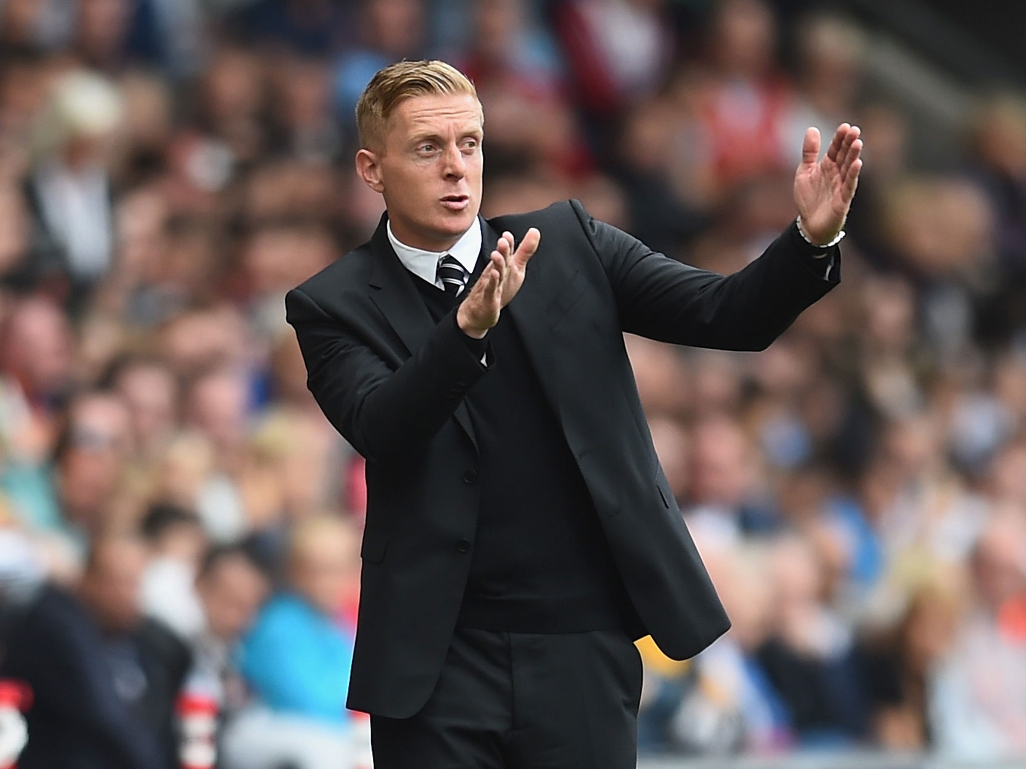 Garry Monk: “Đời tôi đảo lộn hết cả”