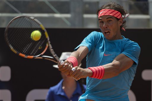 Rafael Nadal 2-0 John Isner:  Tứ kết thẳng tiến