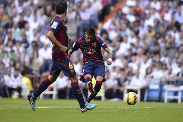 10 pha làm bàn đẹp nhất mùa giải 2014-2015 của CLB Barcelona