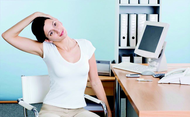5 động tác đơn giản cho dân văn phòng