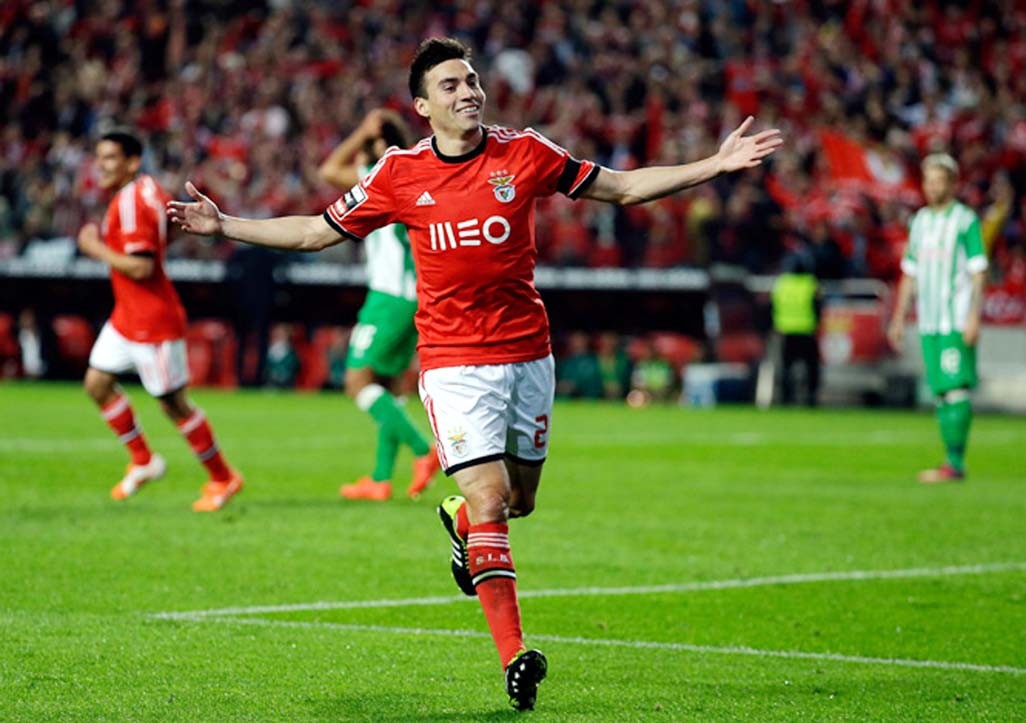Nico Gaitan chính thức gia nhập bầy Quỷ