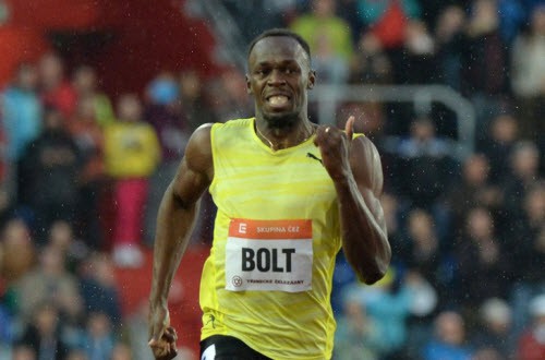 Usain Bolt trở lại đường đua