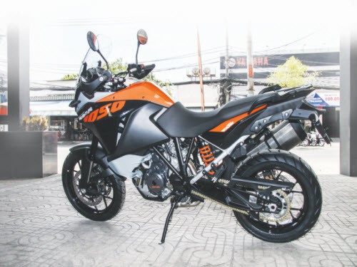 Xe “địa hình” KTM 1050 Adventure: Bé hạt tiêu