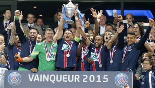Auxerre 0-1 PSG: Cavani ghi bàn, PSG độc tôn nước Pháp