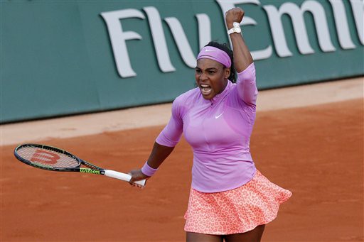 Serena Williams 2-1 Victoria Azarenka: Chiến thắng vất vả