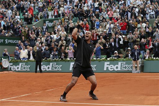Jo-Wilfried Tsonga 3-1 Tomas Berdych: Nhọc nhằn vào tứ kết