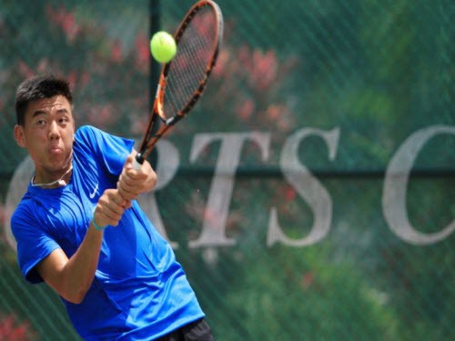 Lý Hoàng Nam vào vòng 3 Roland Garros trẻ