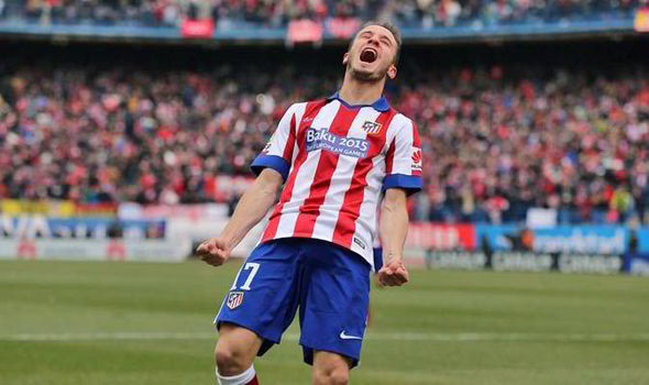 Cầu thủ Atletico biến Casillas thành gã hề