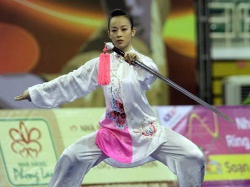 Bài thi thái cực kiếm của Trần Thị Minh Huyền