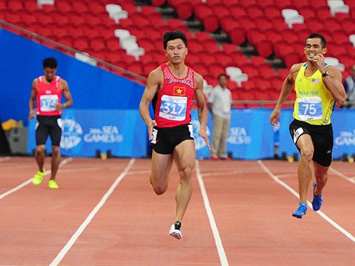 Lê Trọng Hinh tiếp tục đem vàng về ở cự ly 200m