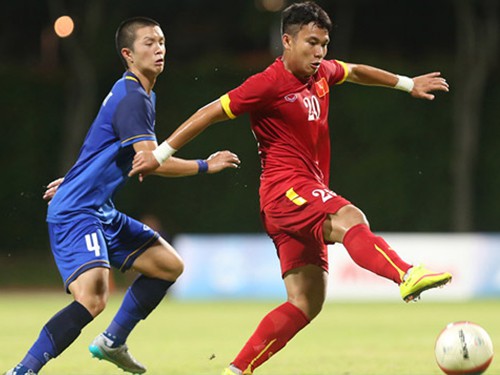 U23 Việt Nam 1-3 U23 Thái Lan: Trở về mặt đất