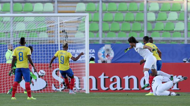 Ecuador 2-3 Bolivia: Cái chết được dự báo trước