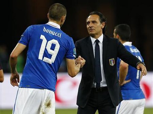 Leo Bonucci: Đâm lưng… thầy vì thất bại World Cup