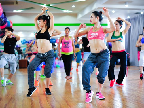 Zumba Fitness: “Quẩy lên nào!”