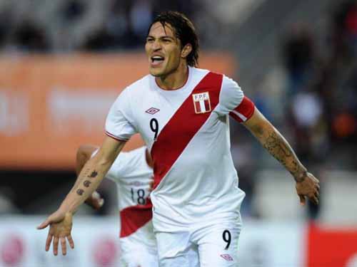 Chiến binh Paolo Guerrero: Tứa máu cũng chơi