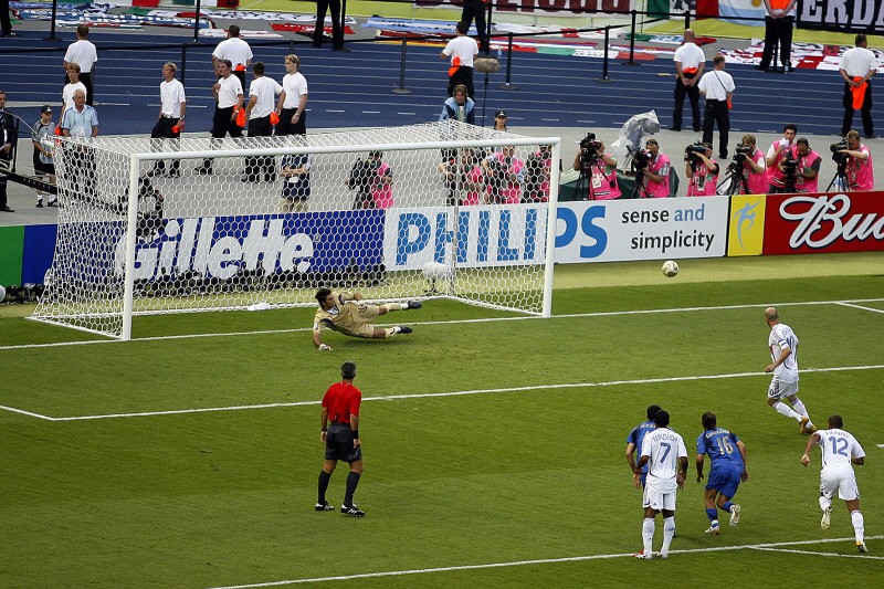 10 cú sút penalty kinh điển nhất mọi thời đại