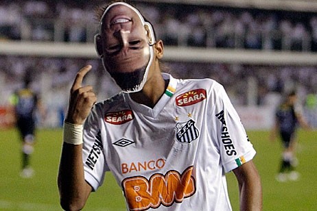 5 tấm thẻ đỏ ‘trời ơi đất hỡi’ của Neymar