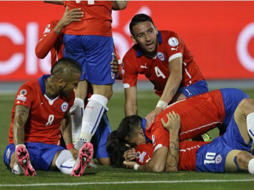 Copa America, Chile 5-0 Bolivia : Chile “mở đại tiệc”