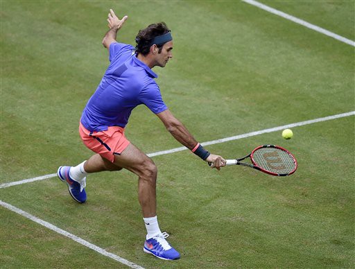 Roger Federer 2-0 Florian Mayer: Thắng nhanh vào bán kết