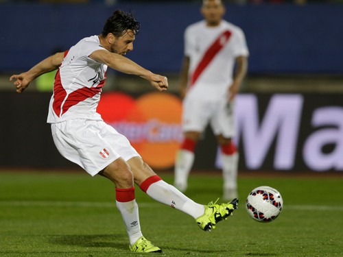 Claudio Pizarro: “Piza” lại dậy mùi thơm?