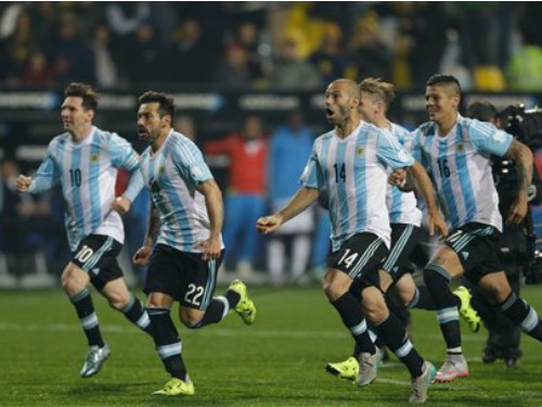 Copa America, Argentina 0-0 Colombia (Pen: 5-4): Colombia cay đắng rời cuộc chơi.