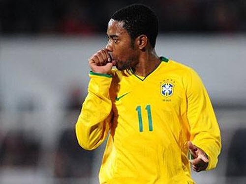 Robinho “xé rào” trước giờ ra trận