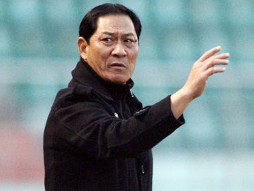 T.Quảng Ninh – SLNA: “Chết bỏ” vì ghế của thầy