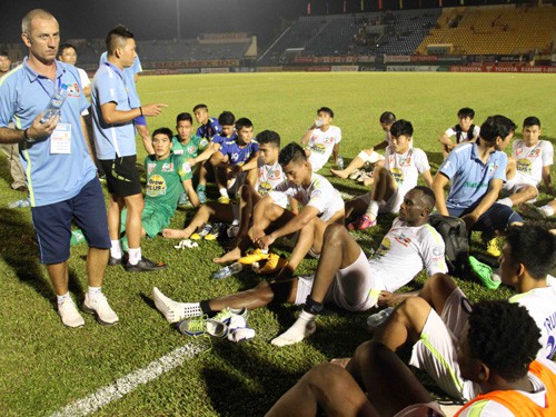 Vòng 13 V.League, B.Bình Dương 4-1 HA.GL: “Tôi ơi đừng tuyệt vọng”