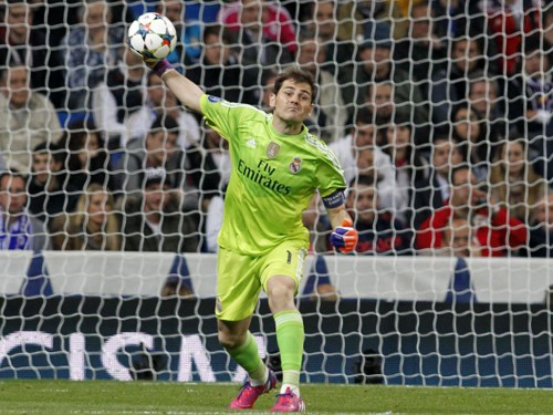Iker Casillas hướng đến AS Roma: Cánh cửa cuối cùng?