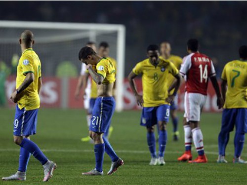 Huyền thoại Brazil chỉ trích đội nhà