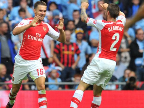 Vinh quang chờ Arsenal