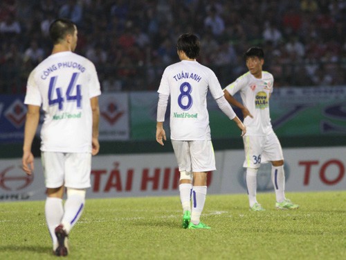 Café 24h: Tắt điện