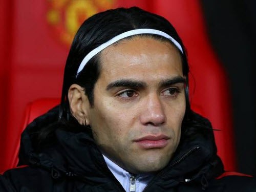 Falcao lặng lẽ chờ thời cơ