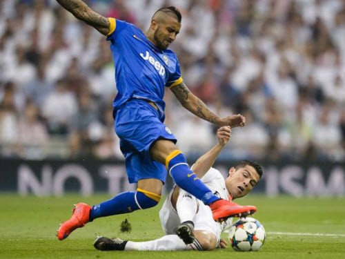 Real Madrid bất ngờ nẫng Vidal