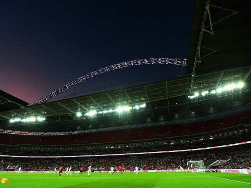 Chelsea chi 11 triệu bảng mượn sân Wembley