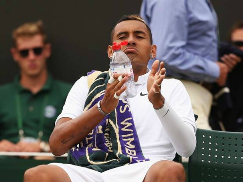 Bên lề Wimbledon 2015: Nick Kyrgios bị “lỗ nặng”