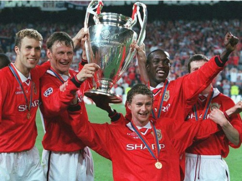 Sir Alex cũng phải cần nhiều tiền đạo
