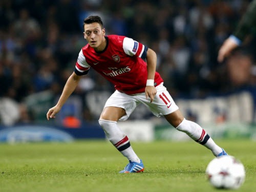 Muốn vô địch, Arsenal phải “kích nổ” Oezil