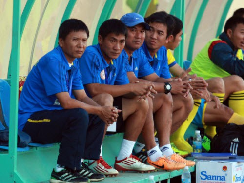 S. Khánh Hòa BVN thua 2 trận liên tiếp: Cái đầu
